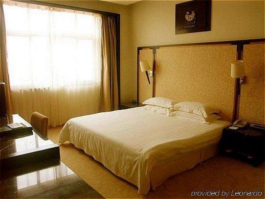Merryland Resort Guilin Rom bilde