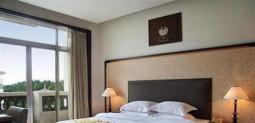 Merryland Resort Guilin Eksteriør bilde